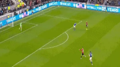 红蝶重制版首发布局遇争议 玩家热议和谐影响